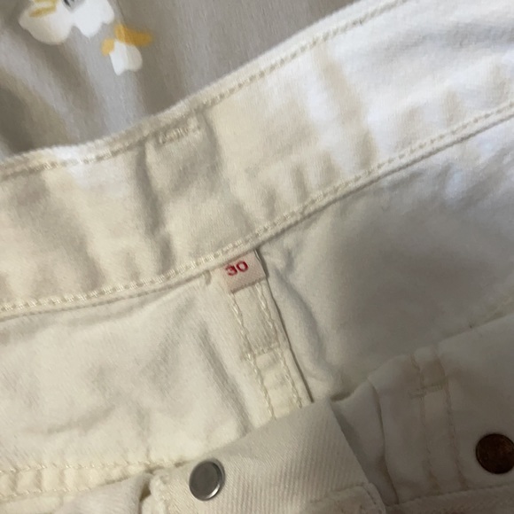 Levi’s white denim shorts. Very little stretch. - Picture 3 of 3